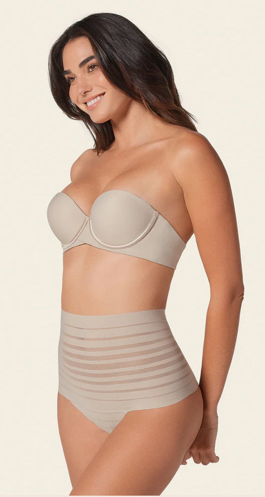 Magic Bra
Double Push-Up Strapless Petite Bra. 011843