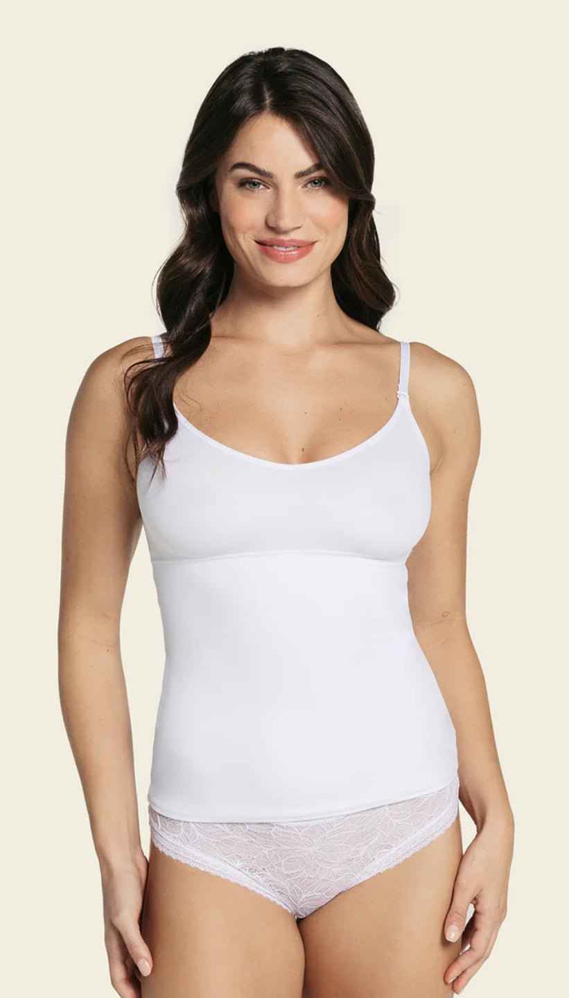 2-way moderate shaper Cami offers versatile shaping
