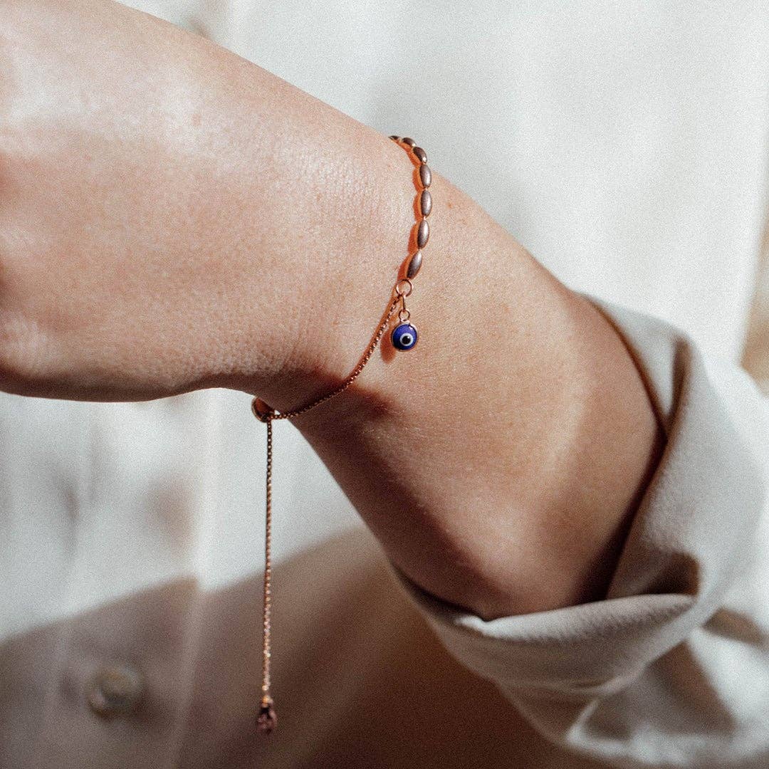 Evil Eye Pull Chain Bracelet: 14kt Gold Over Sterling Silver