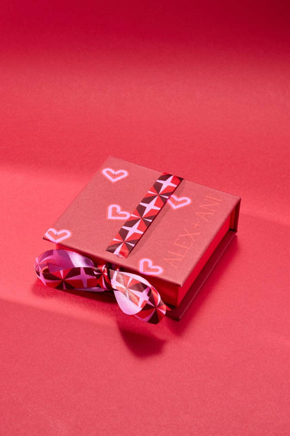 Love Bow Gift Box