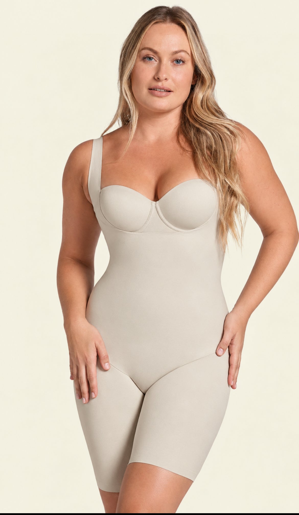 Leonisa Undetectable Step-In Mid-Thigh Body Shaper - detail