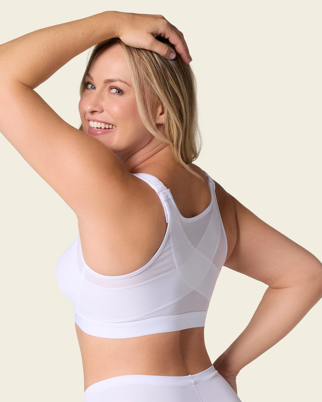 Leonisa Wireless Posture Corrector Bra - view 2